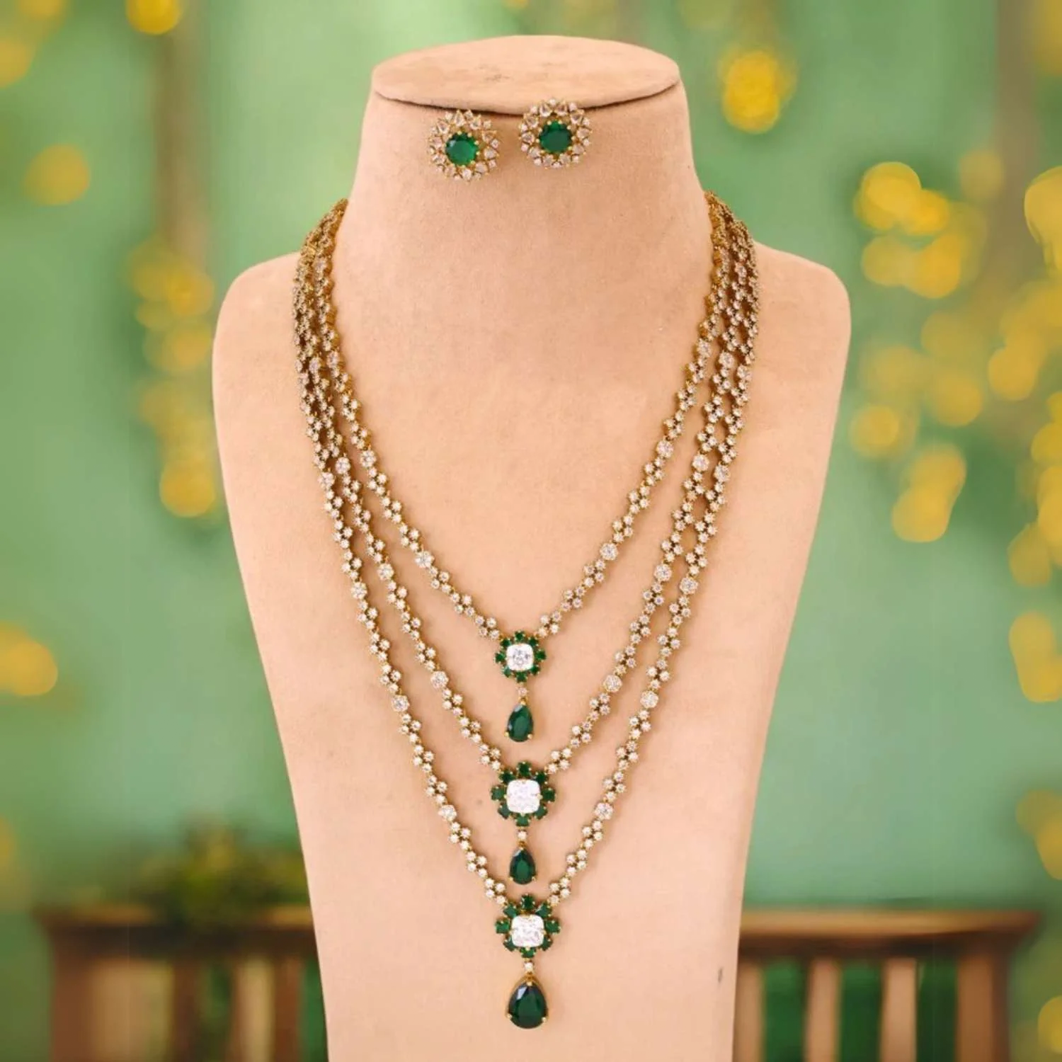 Emerald Berthe Victorian Jewellery Set - New Arrival
