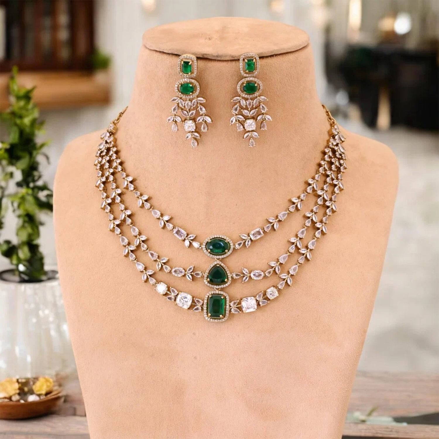 Emerald Elora Victorian Jewellery Set- New Arrival