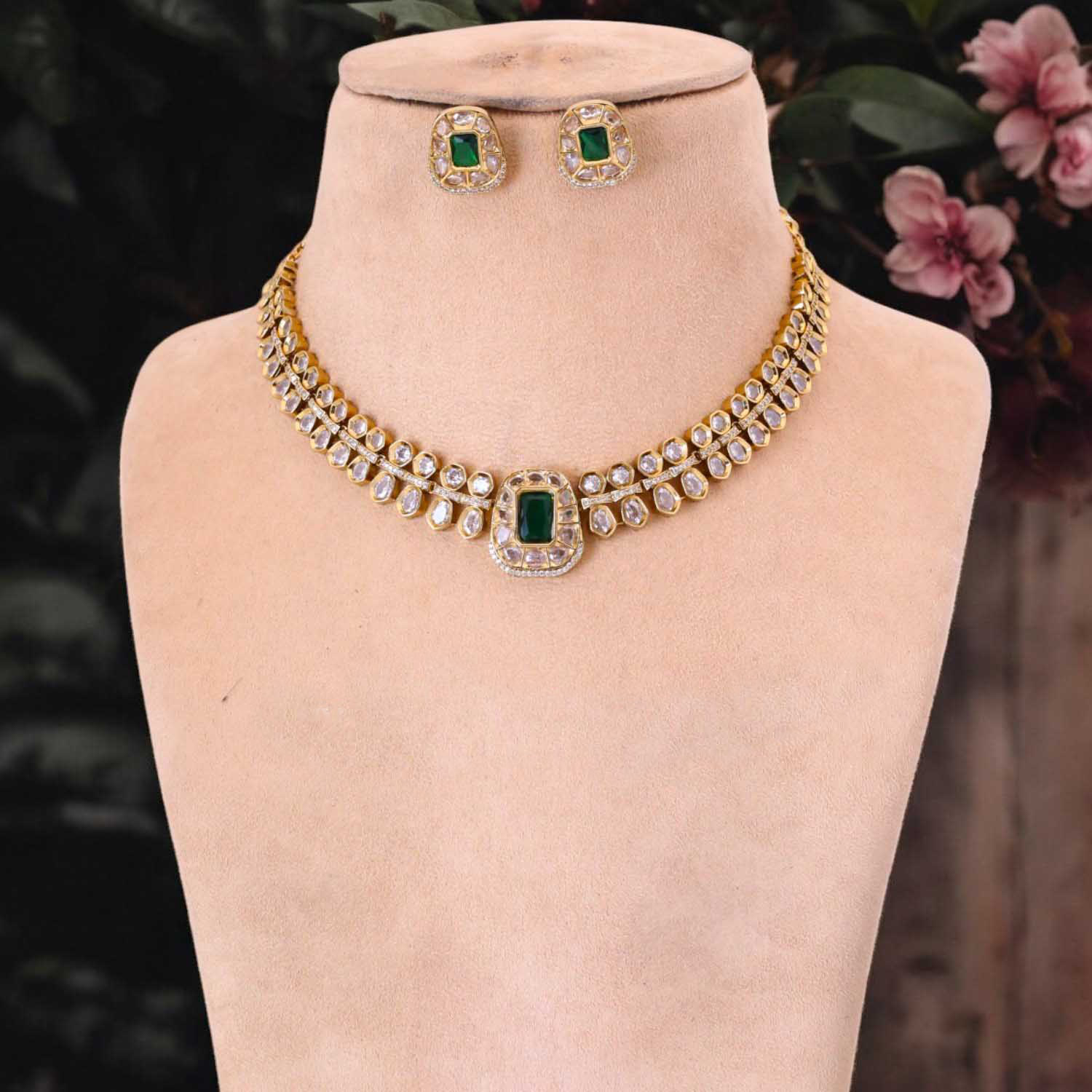 Emerald Naria Victorian Jewellery Set-New Arrival