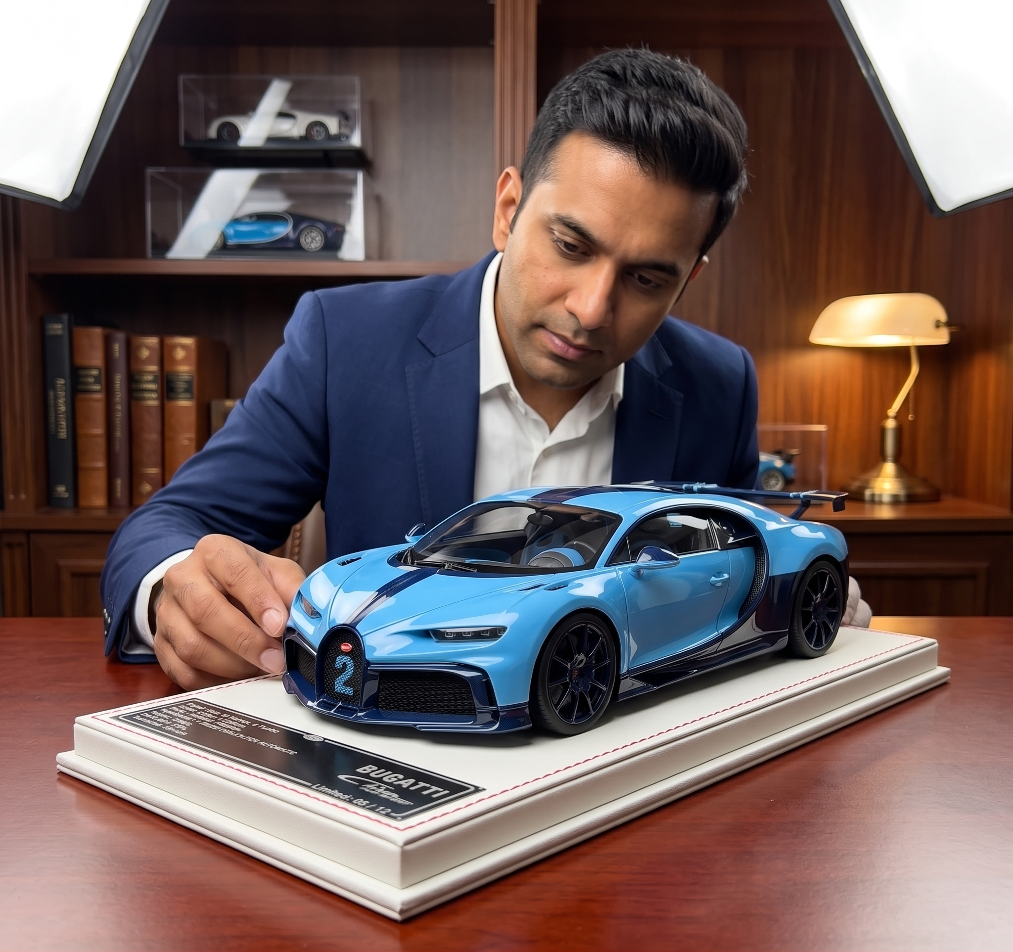 Bugatti Chiron Pur Sport (Two Tone Blue) 1:18 scale