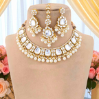 Ivory Namya Kundan Jewellery Set